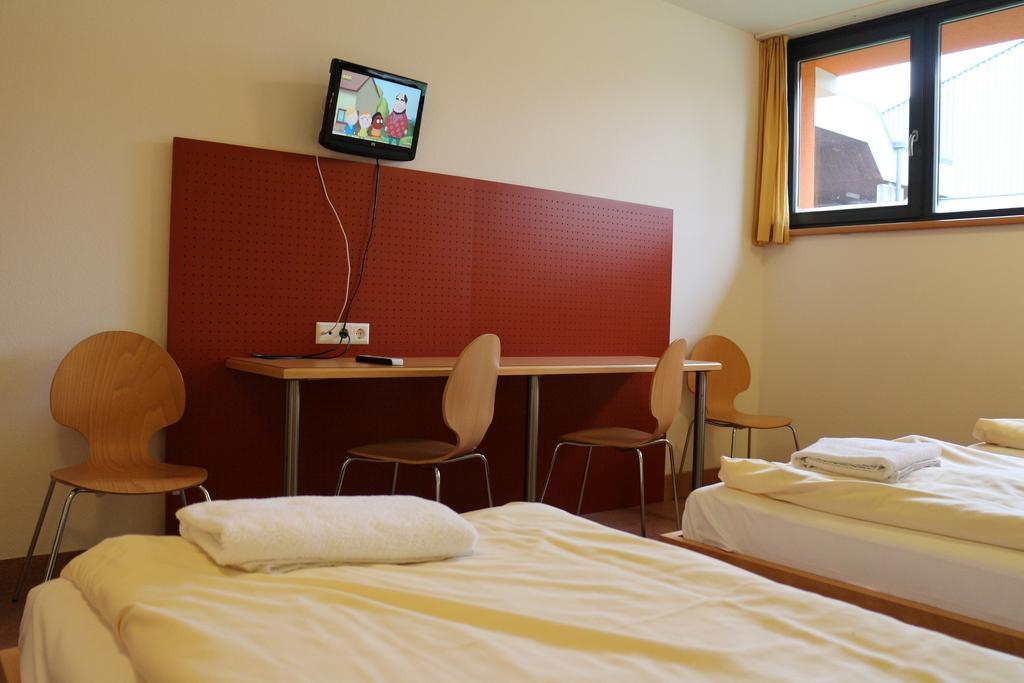 Sportsarea Grimming Bed & Breakfast Niederoblarn ห้อง รูปภาพ