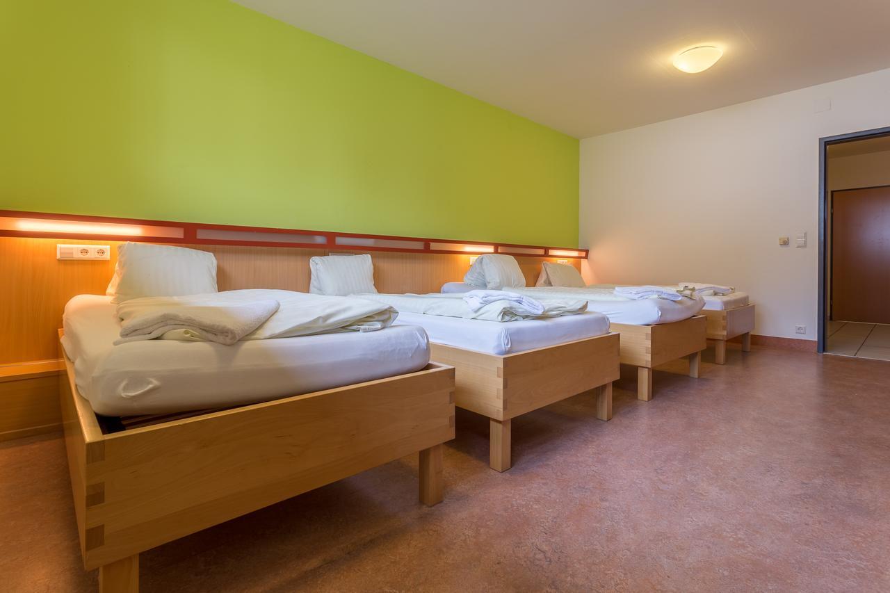 Sportsarea Grimming Bed & Breakfast Niederoblarn ภายนอก รูปภาพ